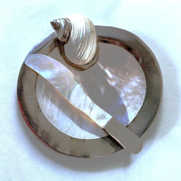 Vintage Other - Vintage Seashell Caviar Set: Mother-of-Pearl Knife, Silver Detail